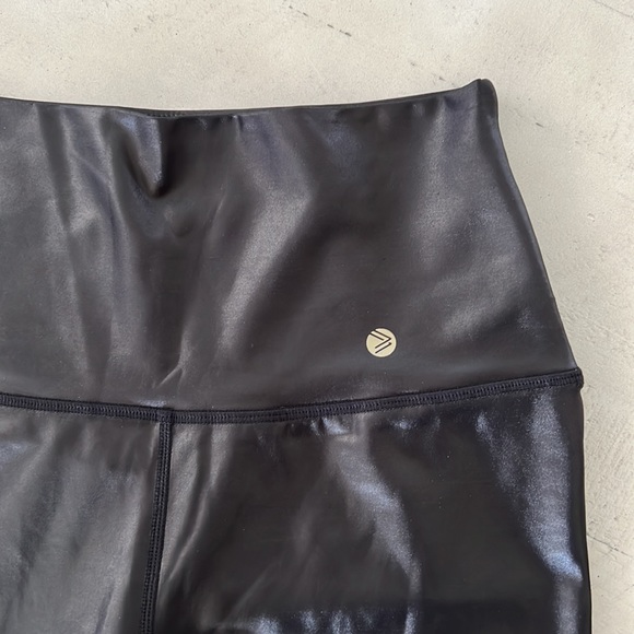 Savvi tights, worn once, super comfortable! - Picture 2 of 3